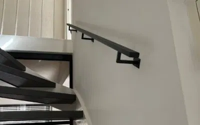 Maak een opvallende statement thuis met stalen trapleuningen op maat!